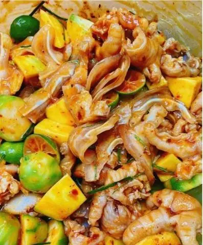 Hình ảnh Tai heo xốt thái 