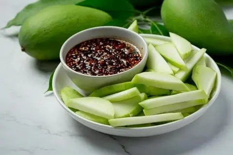 Hình ảnh Xoài non mắm ruốc