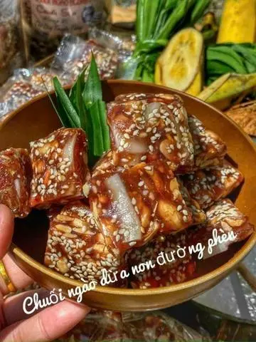 Hình ảnh Kẹo Chuối Dừa Non Đường Phèn 500g