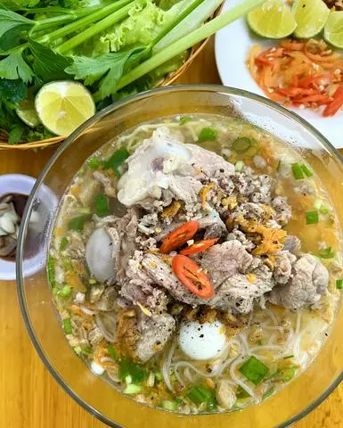 Hình ảnh Hủ Tiếu Mì Nam Vang Xương