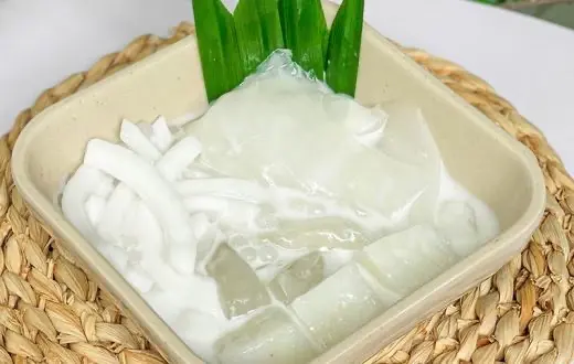 Hình ảnh chè dừa dầm khoai dẻo