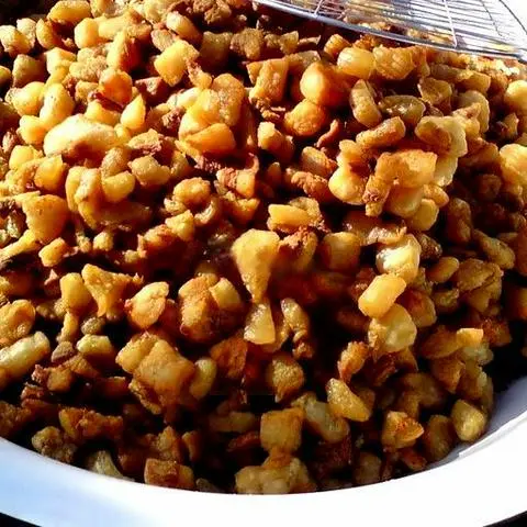 Hình ảnh Bánh tráng cuốn tóp mỡ