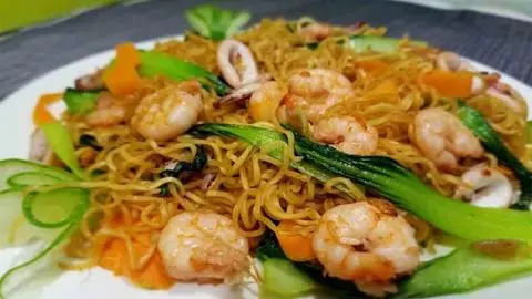 Hình ảnh MÌ GÓI XÀO HẢI SẢN 
