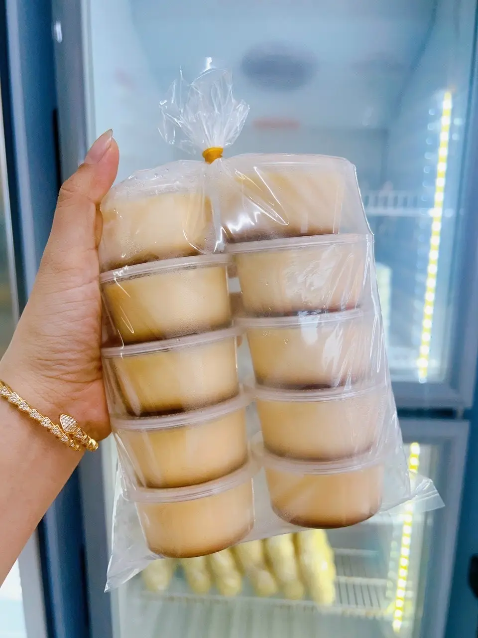 Hình ảnh BÁNH FLAN 10c TRUYỀN THỐNG