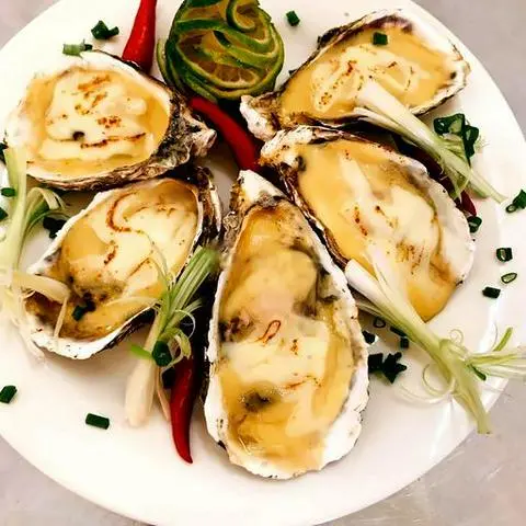 Hình ảnh 10 Hàu Nướng Phô Mai