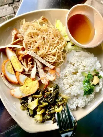 Hình ảnh cơm bì 