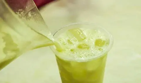 Hình ảnh Nước Mía Dâu size (khổng lồ)