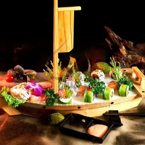 Hình ảnh Mix Sushi Lớn