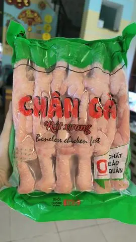 Hình ảnh Chân gà rút xương đóng gói đủ ký. Số lượng từ 29-32 chân.Xã đông còn 850-950gram.