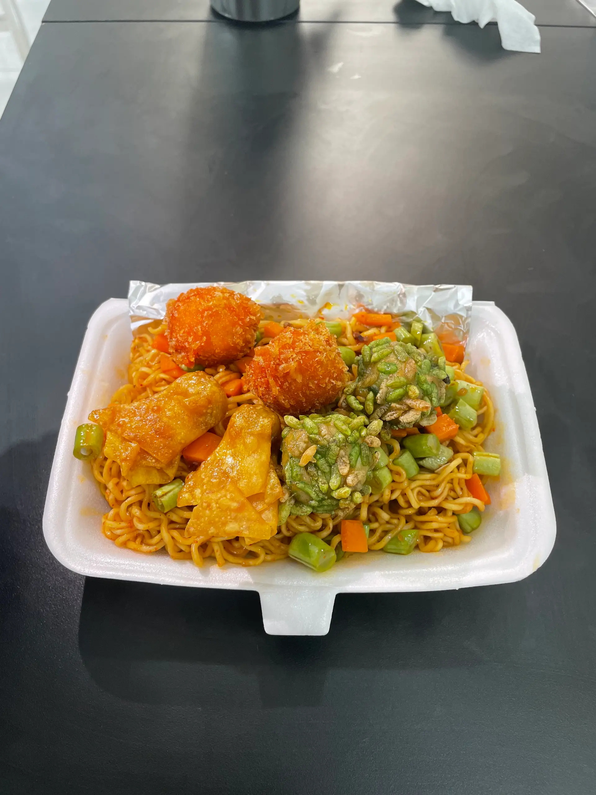 Hình ảnh Combo mì trộn giao thông - 1 nước ngọt