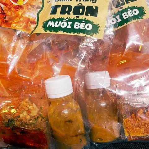 Hình ảnh Bánh tráng trộn muối béo
