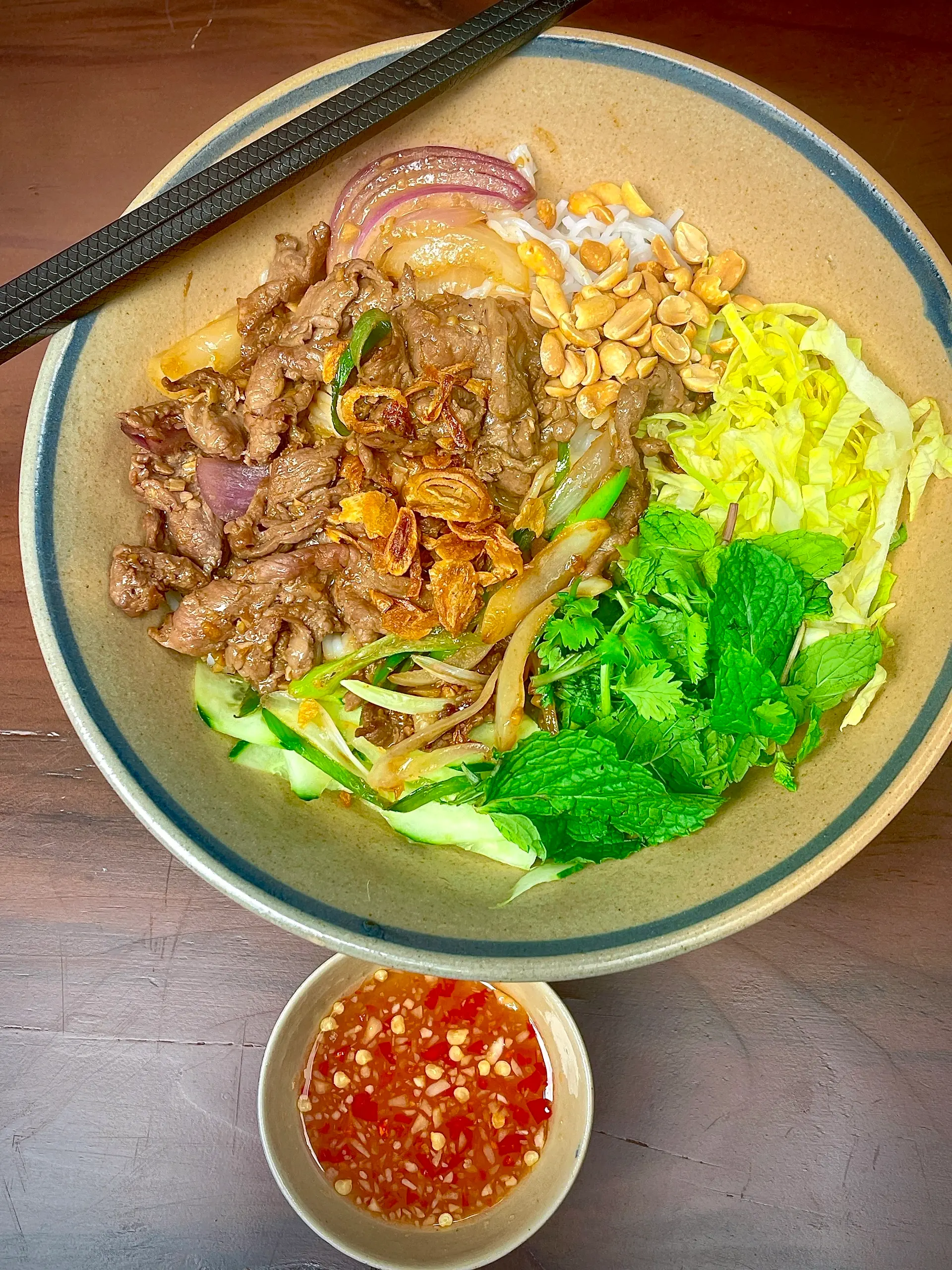 Hình ảnh Bún Trộn Bò Úc