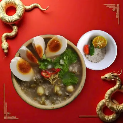 Hình ảnh Cháo Đậu Xanh Hạt Sen 1 Trứng Muối 
