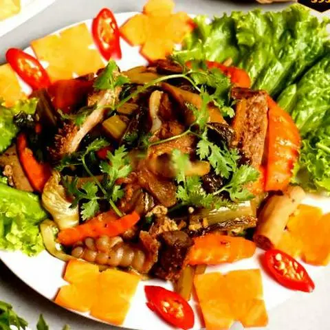 Hình ảnh Lá sách xào rau cải