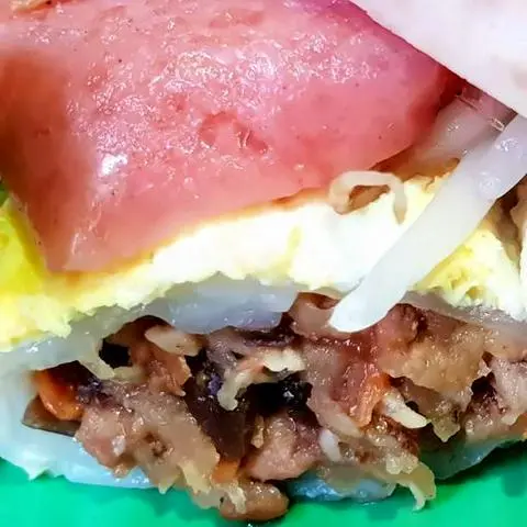 Hình ảnh Bánh cuốn nhân thịt trứng