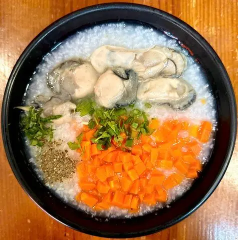 Hình ảnh Cháo hàu sữa, cà rốt