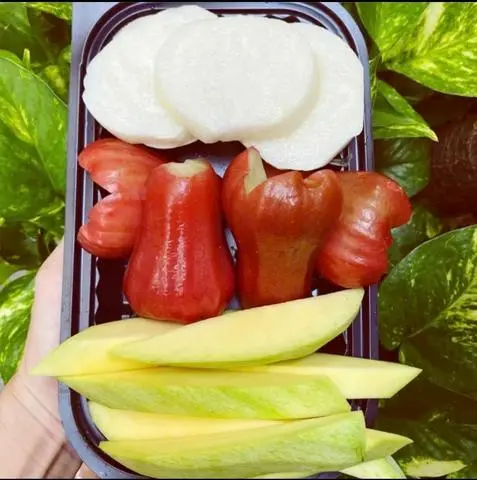Hình ảnh Xoài - mận - củ sắn(kèm muối chấm)