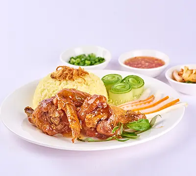 Hình ảnh Cơm cánh gà chiên mắm