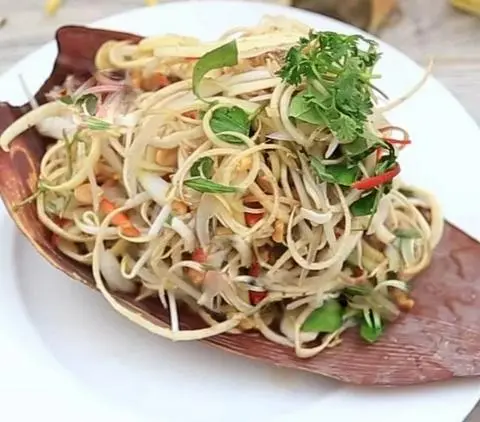 Hình ảnh Gỏi ốc giác hoa chuối