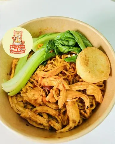 Hình ảnh Mì Trộn Gà Xé & Đậu Hũ Phomai