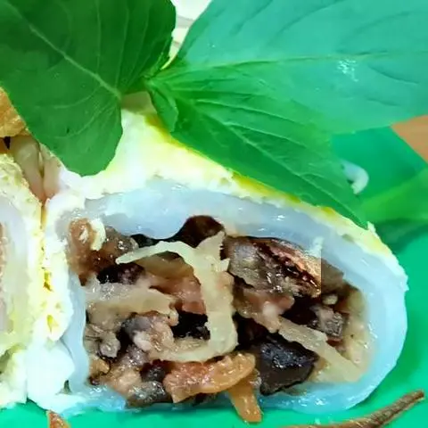 Hình ảnh Bánh cuốn nhân thịt