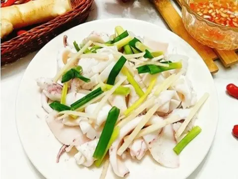 Hình ảnh Mực lá hấp hành gừng