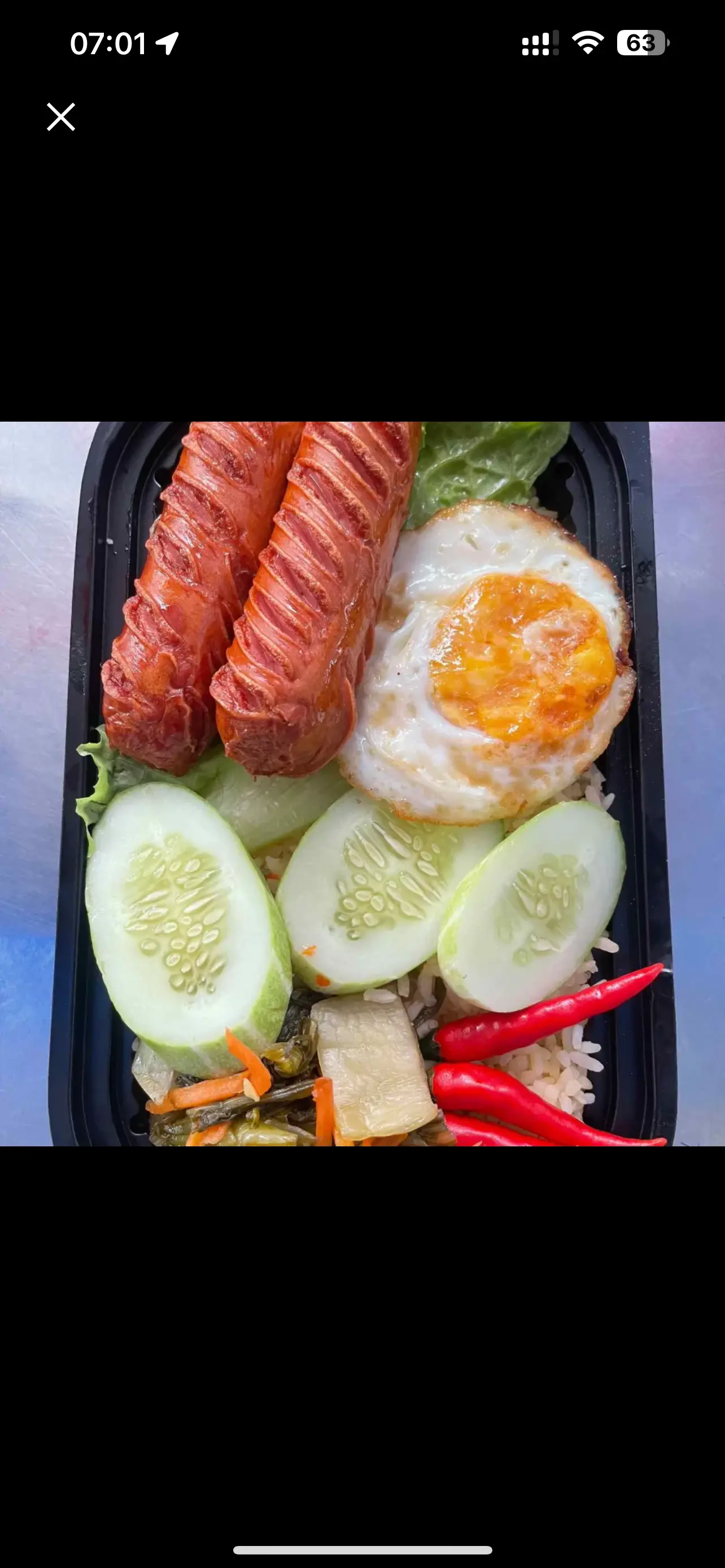 Hình ảnh Cơm chiên-Xúc xích gà xông khói (2cái) + Ốp la (1trái)