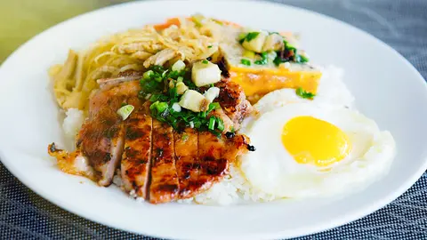 Hình ảnh Sườn bì chả trứng + tặng canh (SL có hạn)