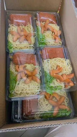 Hình ảnh mì ý xúc xích