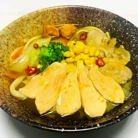 Hình ảnh Món Mì Udon Đậu Tương Cá Hồi
