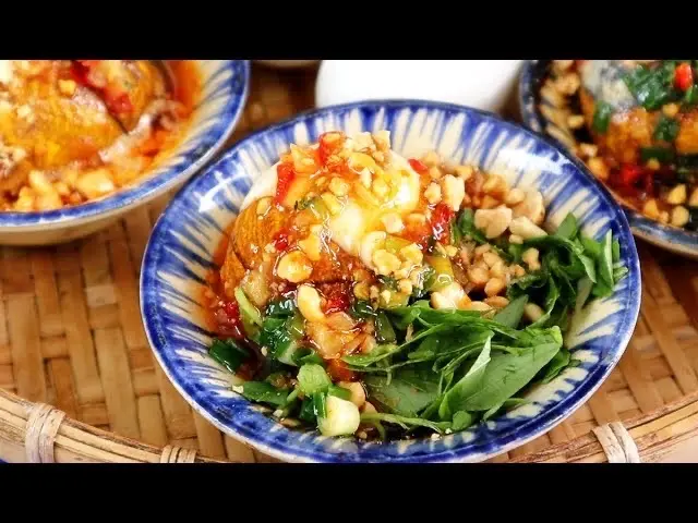 Hình ảnh Trứng Lộn Nướng Muối Ớt