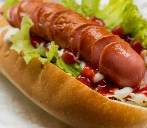 Hình ảnh Hotdog truyền thống nhỏ