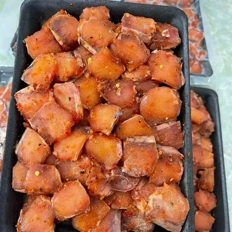 Hình ảnh Gò Má Cá Lóc 1 Nắng Ướp Sẵn 450g