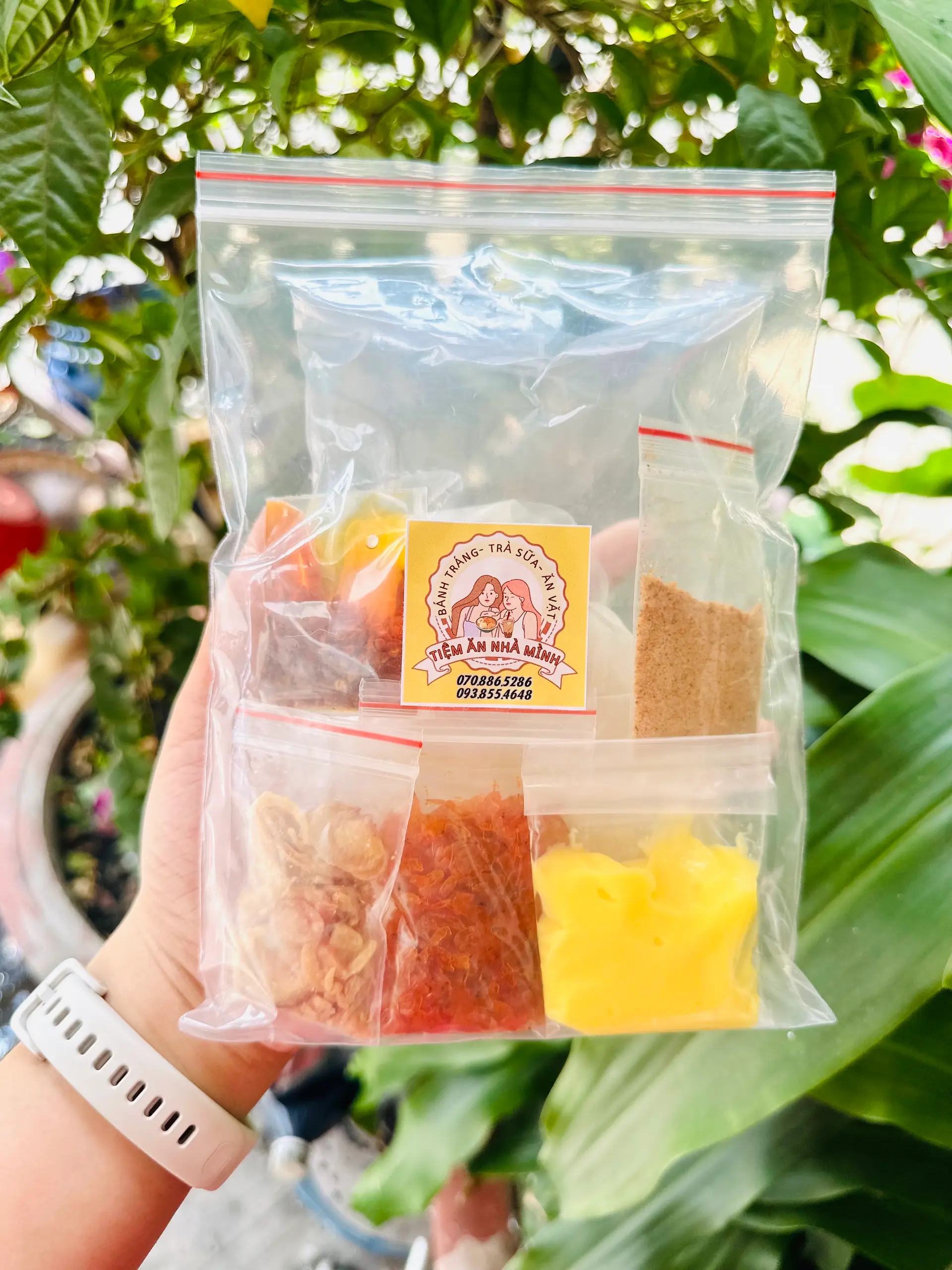 Hình ảnh Bánh tráng ruốc tép bơ - tự trộn