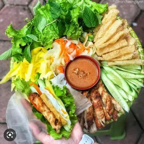 Hình ảnh Nem lụi nướng phần 1 người