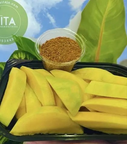 Hình ảnh Xoài keo chấm muối (Hộp 400g)