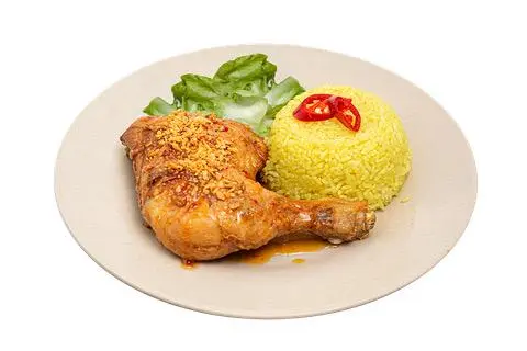 Hình ảnh Cơm GÀ xối mỡ MẮM TỎI ( NHIỀU CƠM ) + tặng kèm trứng ốp la + canh