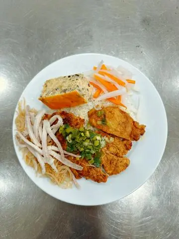 Hình ảnh Cơm Sườn - Bì - Chả