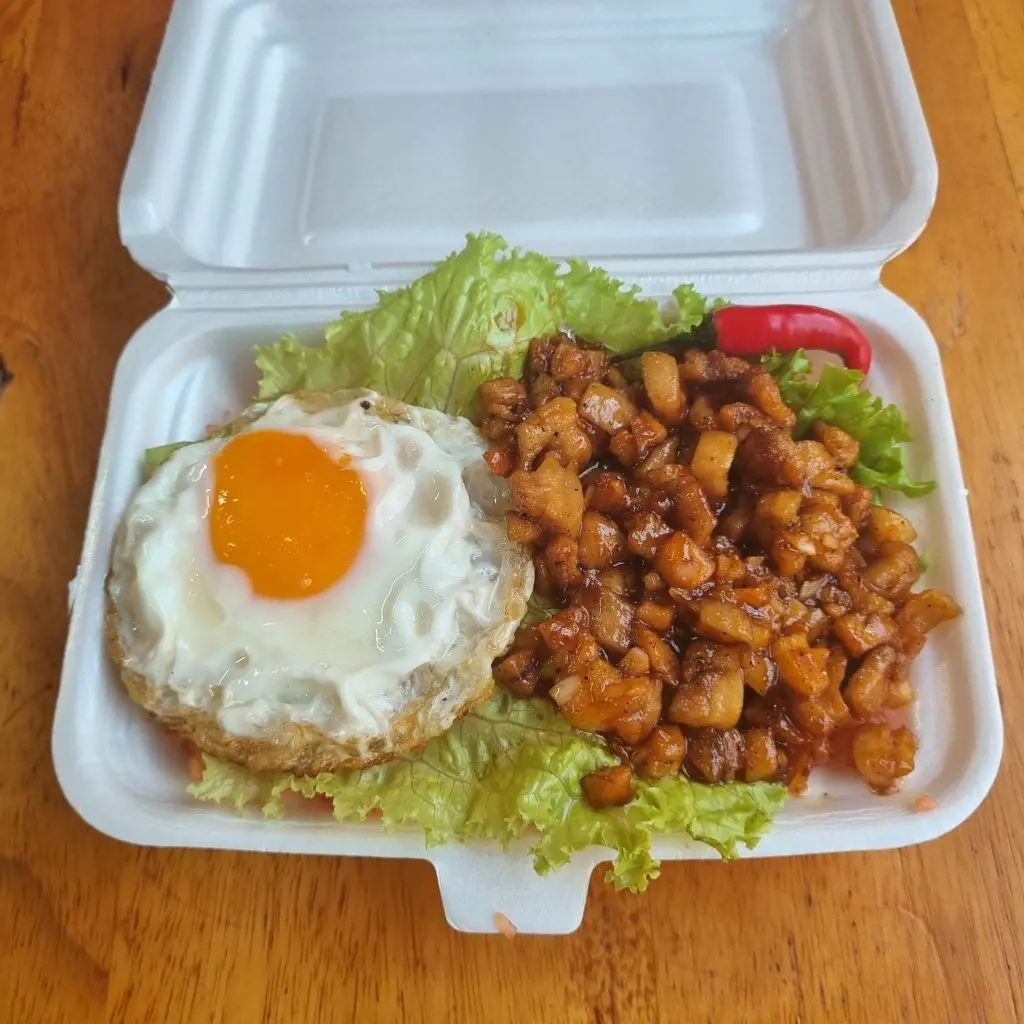 Hình ảnh Cơm Tóp Mỡ Sốt Mắm Tỏi+Ốp La 