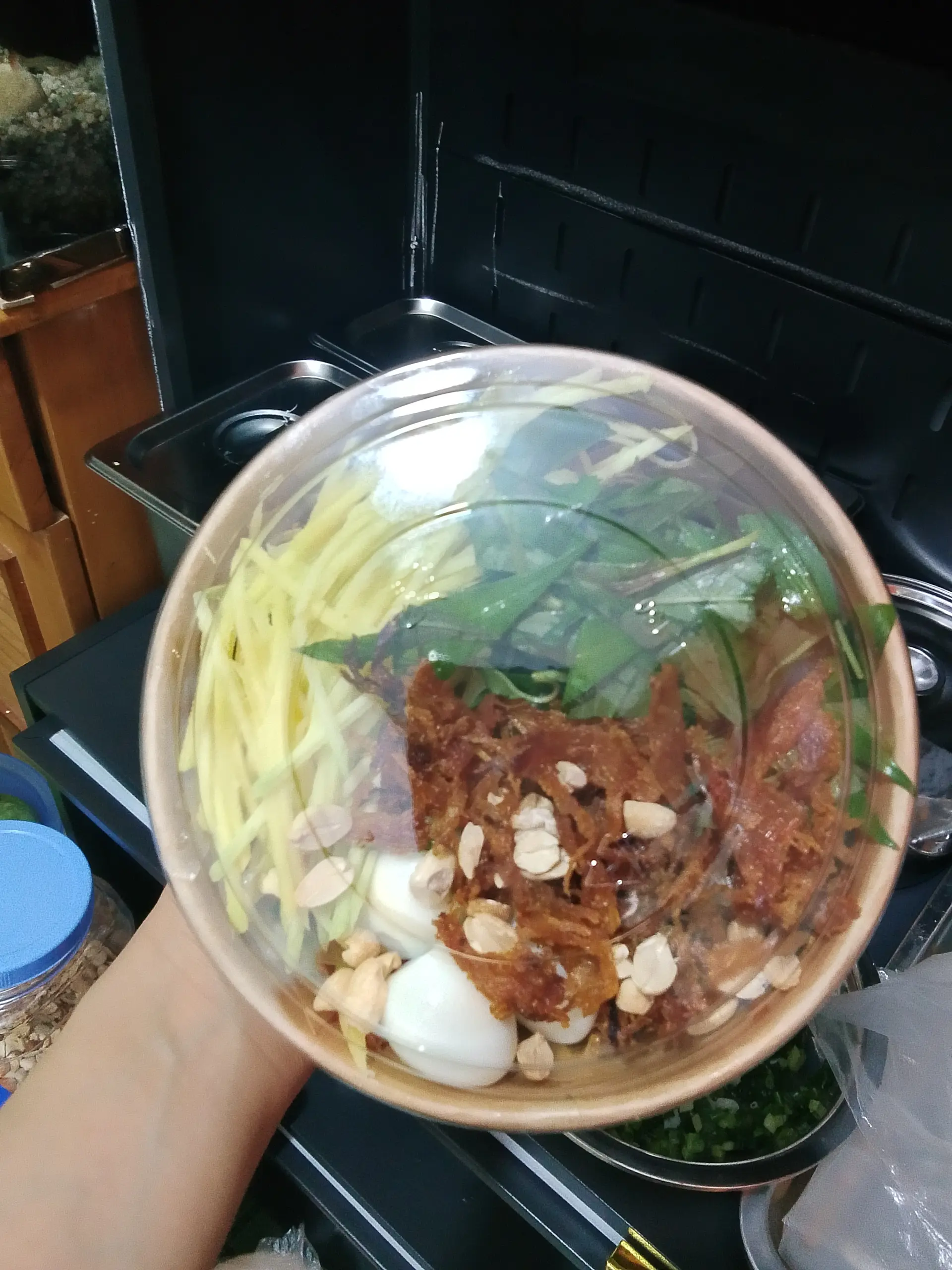Hình ảnh Bánh tráng phơi sương trộn khô mực