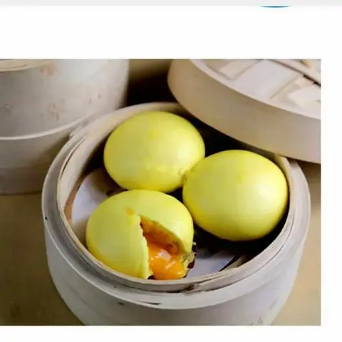 Hình ảnh Bánh bao nhân kim sa 