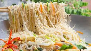 Hình ảnh Bún gạo xào thập cẩm