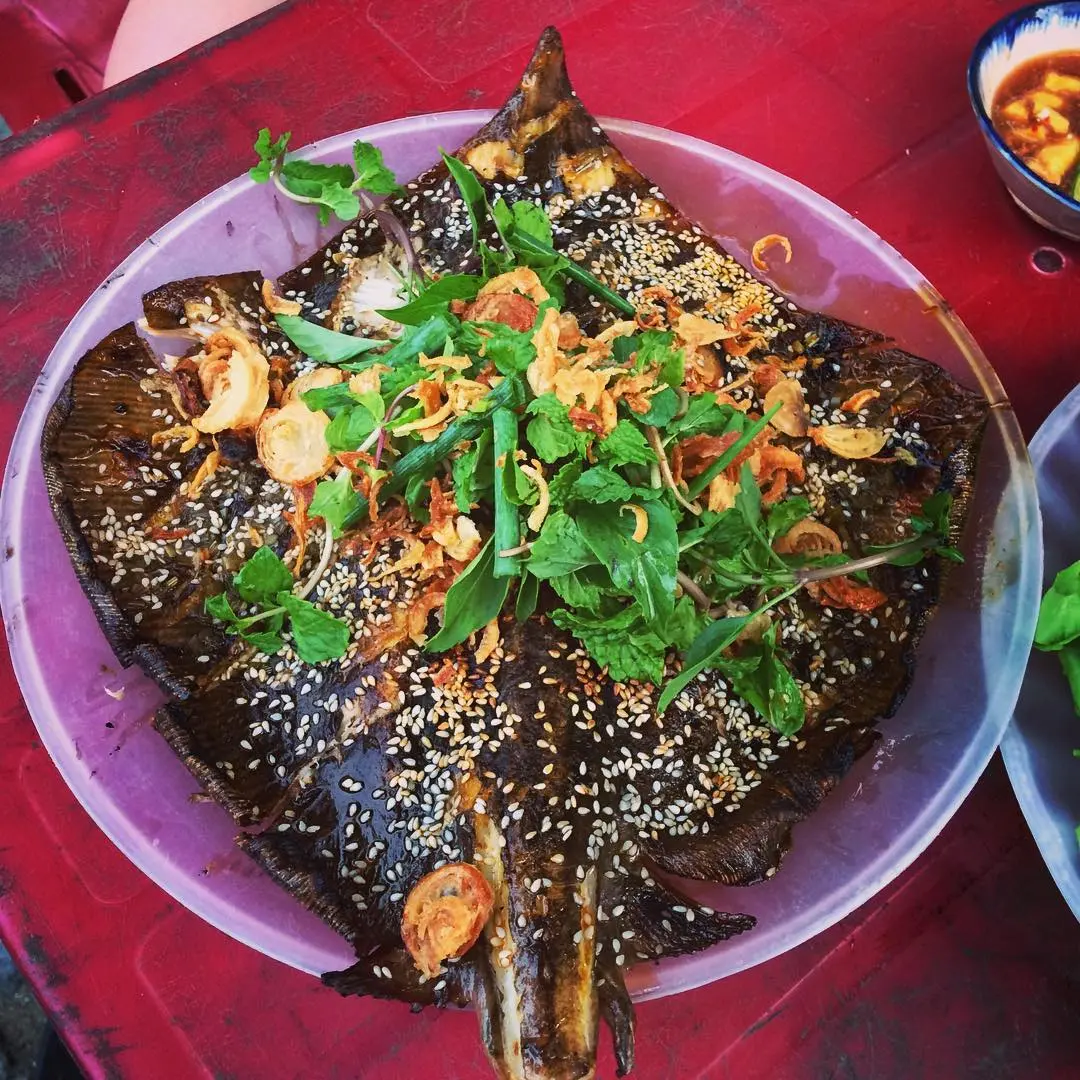 Hình ảnh  CÁ ĐUỐI NƯỚNG