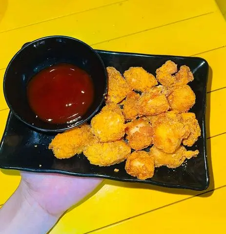 Hình ảnh Gà Chiên Lắc Phô Mai