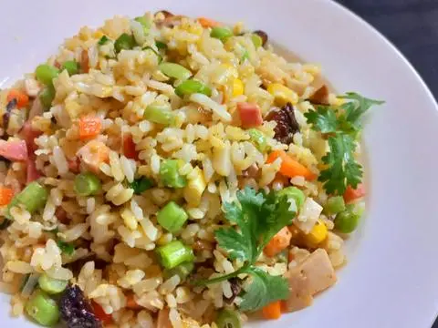 Hình ảnh Cơm chiên dương châu