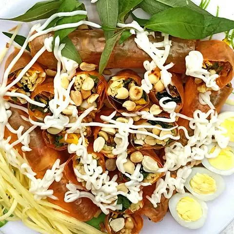 Hình ảnh Bánh tráng cuốn thập cẩm