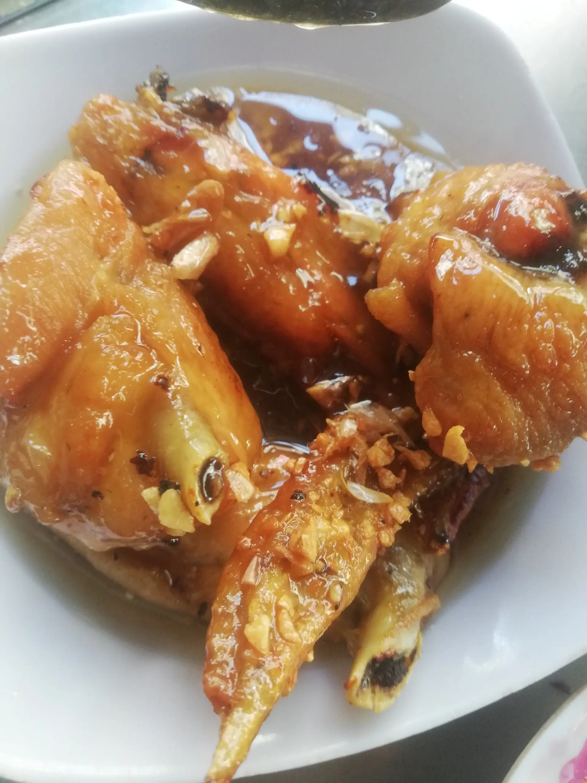 Hình ảnh Cơm cánh gà chiên nước mắm 