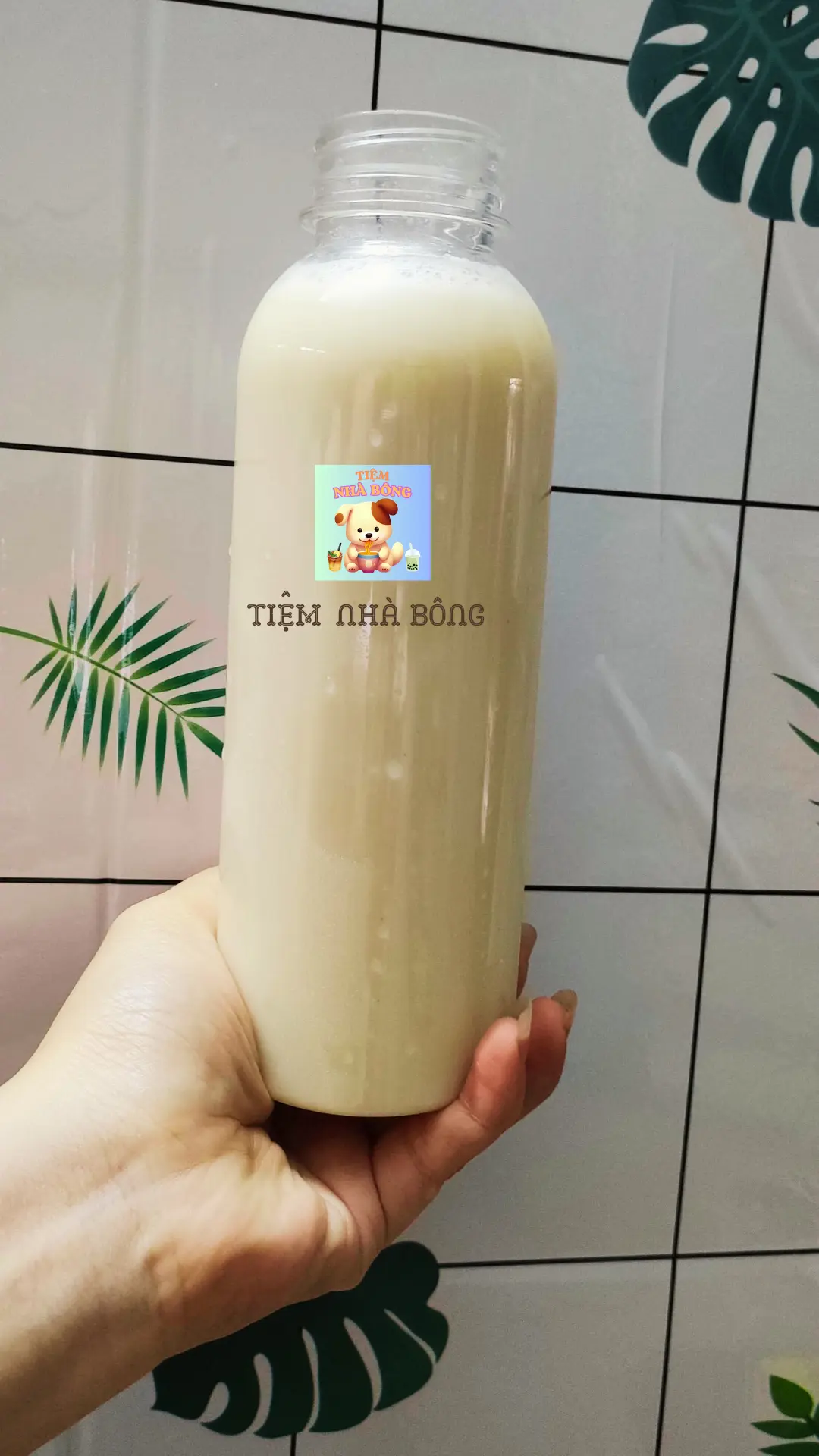 Hình ảnh Sữa hạt mix vị nguyên chất không đường, không đá, đầy chai