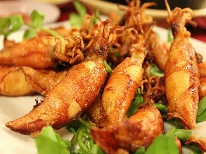 Hình ảnh Mực trứng chiên nước mắm