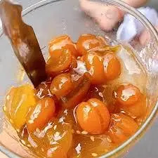 Hình ảnh Đá me hạt dẻo , dừa sấy, đậu phộng (đá xay)